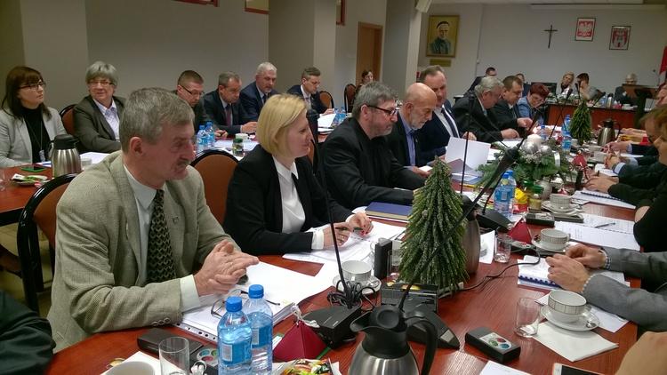 Obecny ambitny, przyszłoroczny ambitniejszy - władze Sieradza o budżecie na 2017 r. 1 31201 62dc4267010a9ac55e8746c4974ebe60