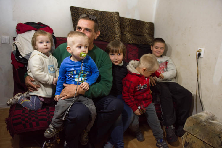 Pięcioro dzieci zostaje z ojcem. Szczęśliwy finał sprawy pana Wojciecha 1 32121 f5aa45d362d8c79bd4b5b282a746ef90