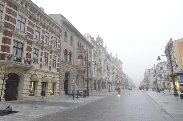 Pozimowe sprzątanie Łodzi. "Skupiamy się na Piotrkowskiej" 1 33647 76b050e39c9197fbc4a35e6937211795