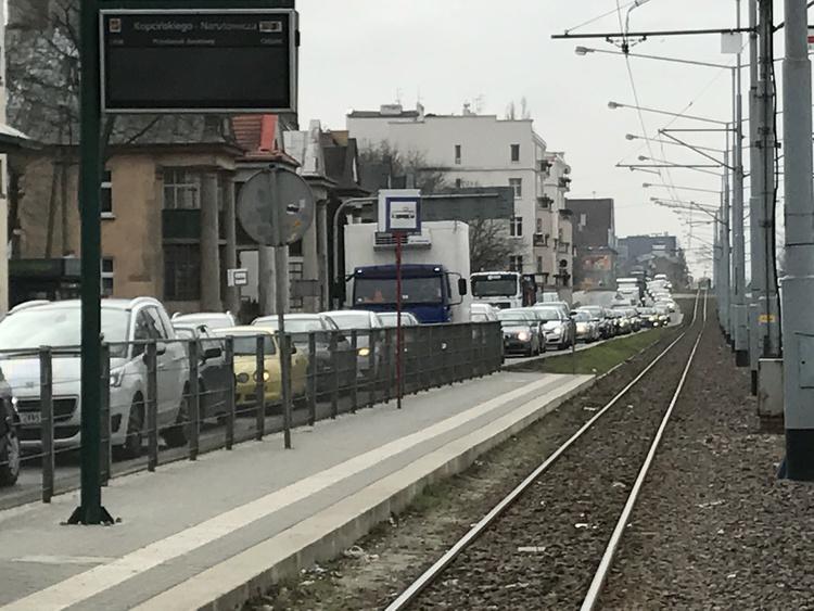 Gigantyczne korki w Łodzi 1 33718 113c1c481f6b93836f7ace0d795f749f