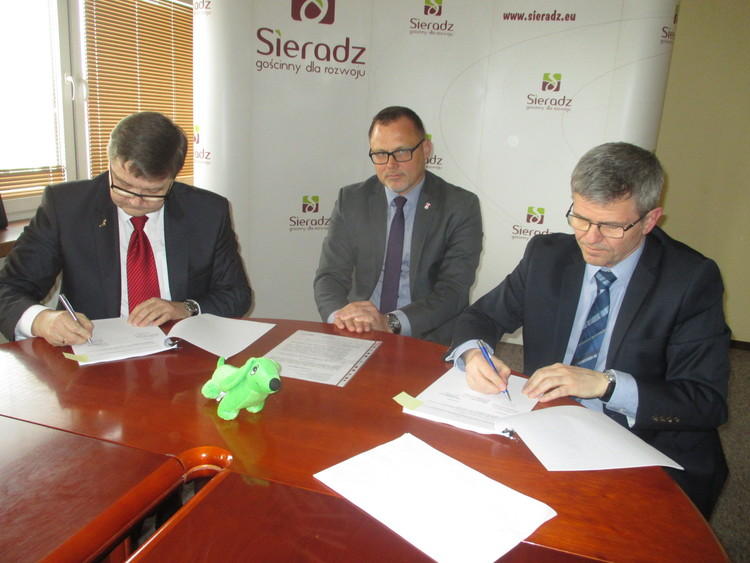 Nowe autobusy dla Sieradza 2 33871 f1a8f190e4c4fabcc72f5d5db2f1a701