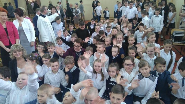 Minister Edukacji Narodowej Anna Zalewska z wizytą w Sieradzu 2 35063 c40725f6c84e3b83c1df15798b9263eb