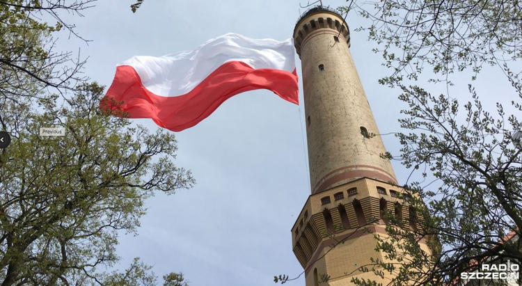 Świętujemy z okazji Dnia Flagi oraz Dnia Polonii i Polaków za Granicą 1 35211 df5c2992590c2a57c3090be45e34493c