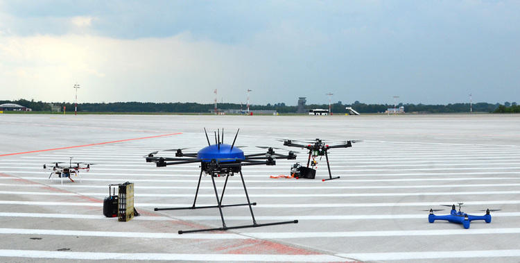 Kontrola nad dronami | Szkiełko i oko 1 35250 4b2910aecf40d6457e3543270113846c