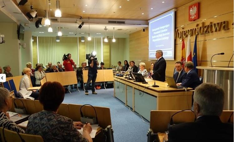 Społeczna Rada Seniorów. Ciało doradcze województwa łódzkiego 1 35742 92e18c63c31a076a4d013b32aceb52a5