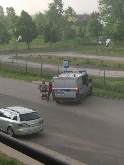 Bohaterska postawa zduńskowolskich policjantów 1 35986 3681c2d91208dd6b95cafcfc7ea0b53e