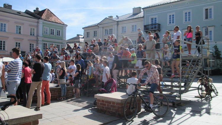 "Brejkdans - Taniec Połamaniec". Hiphopowcy łączą siły w Piotrkowie Trybunalskim 1 36040 10ea2ff9bc43c5c7147a046e694eb939