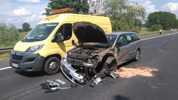 Wypadek na ulicy Sienkiewicza w Sieradzu. Objazdy 1 36103 4cb2dd43de347f470f78f24b28463ef3