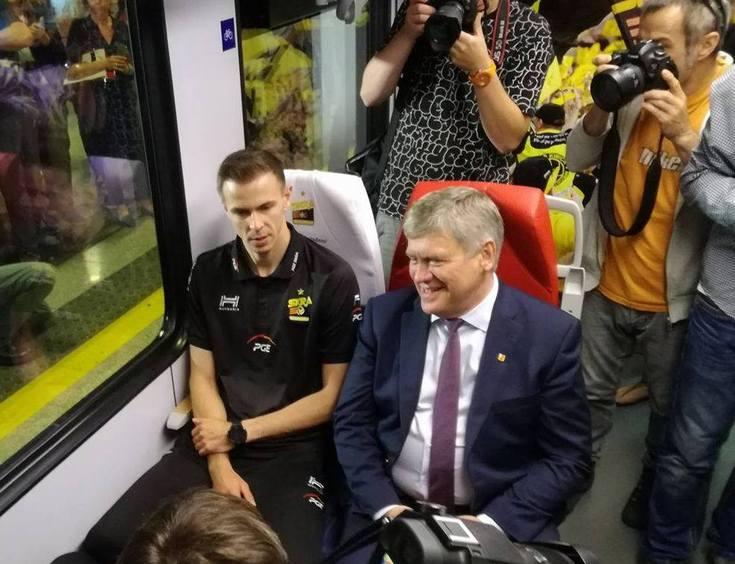Pociąg "PGE Skra" na urodziny Łódzkiej Kolei Aglomeracyjnej 1 36283 a16c8f4d918ad4f4f47bd2f43ac7b926