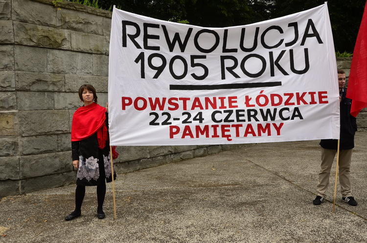 Marsz i spektakle teatralne z okazji Powstania Łódzkiego 1 36590 d7bf812b672d7e6245992a1f3040b7aa