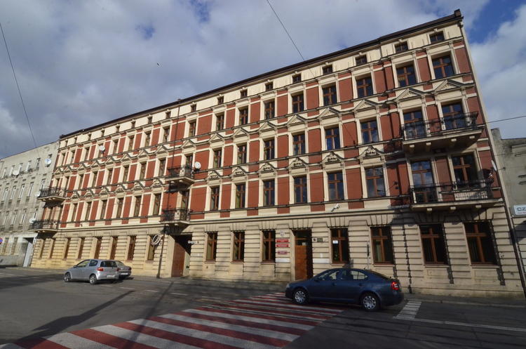 Mężczyzna płonął w centrum Łodzi. Prokuratura zatrzymała sprawcę? 1 36711 26eba8483d552270cdf280563ebfeb6d
