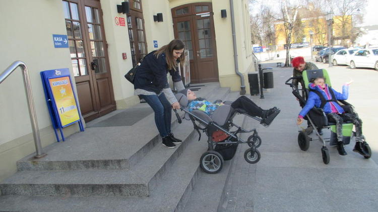 Trudny los opiekunki z Piotrkowa 1 37927 51e4629881c71a0a53073e04bb32122f