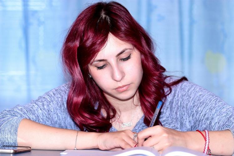 Matura poprawkowa z matematyki. Mało chętnych na bezpłatne korepetycje 1 37992 f1418df5fd9f313811732428c0ae46f5