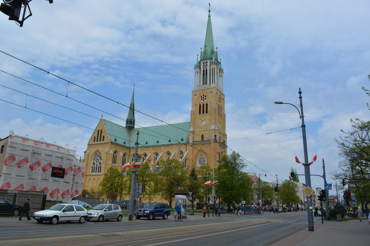 Duchowni apelują o pomoc poszkodowanym w wichurach. Dziś zbiórki pieniędzy w kościołach 1 38128 caa49338af61ad6fc35c98926d8ad9f8