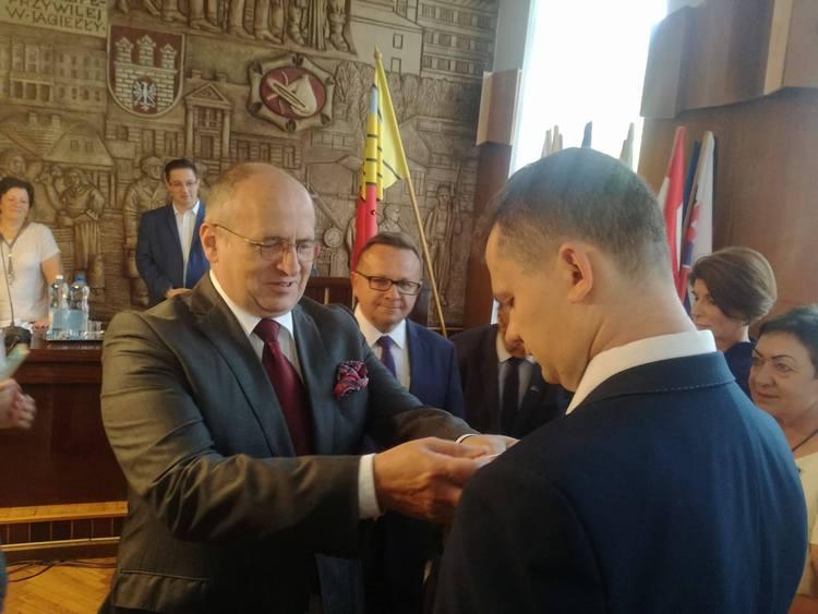 Nagrodzeni za dar serca. Krzyże zasługi dla przedsiębiorców 1 38226 36ef3da3af1ea357bb3ae99216f7d2df