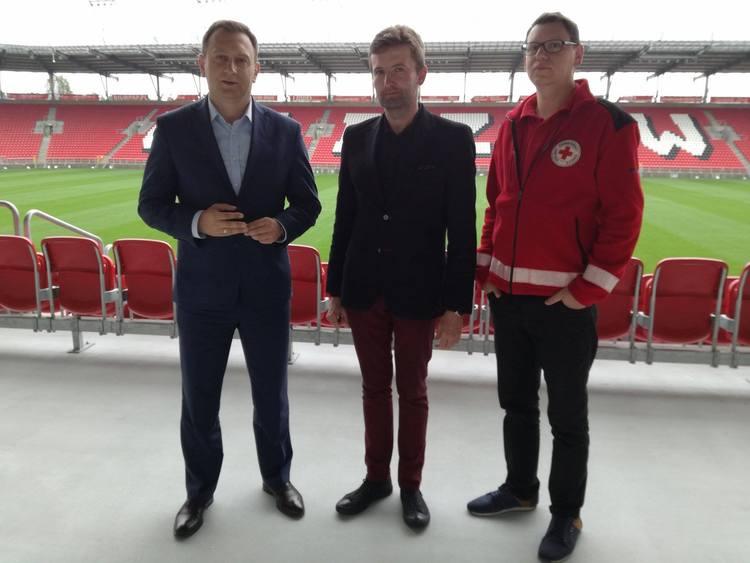 Sportowy duch pierwszej pomocy. Edukacja na stadionie 1 38370 3433bf2c35cf96a6934d72d98d027488