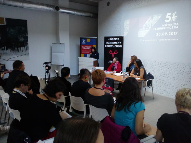 Dziewuchy Dziewuchom debatują o przyszłości 1 38922 4c613aebf24af198df80a8dbf2797aeb