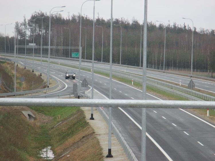 Nie żyje pieszy, który nocą szedł po drodze S8 1 39271 1c3bac0d509ec046b3c09d236626be48