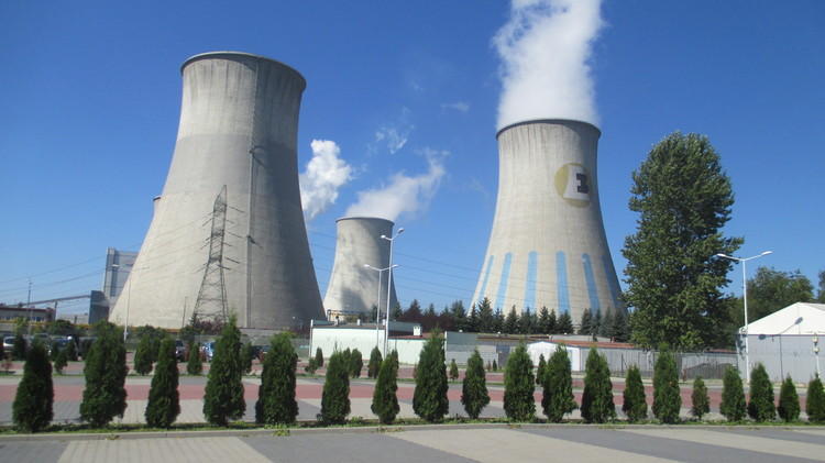 Pracownicy ochrony blokują drogę do kopalni i elektrowni w Bełchatowie 1 40530 1f6f7a2b0f6ffbcc9e90b1c4ab861fad