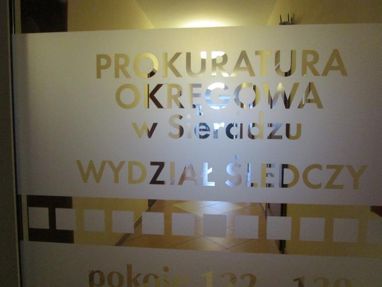Internetowi przestępcy seksualni atakowali w Sieradzu. Są zatrzymania 1 40945 87eb810cfa66f226dd02303a73ce9574
