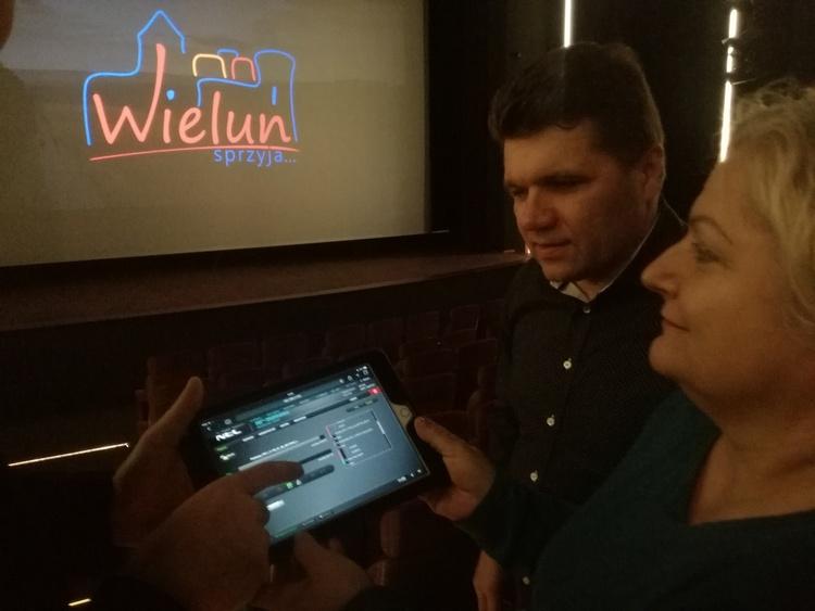 Tłumy w wieluńskim kinie 1 41051 93b159e36e364d3c8954d0417e4e6aaa