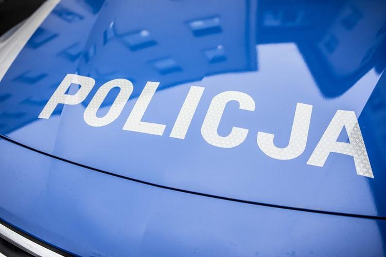 Wiózł dzieci i popijał alkohol 1 41999 8b1b211072fec7e36221c4d3b322dc8b