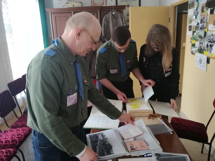 "Bobry" na tropie. Harcerze chcą poznać historię swojej organizacji 1 42320 a85fdb9ea8277ac6c382efb190176f7f