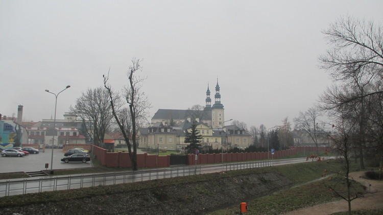 Obelisk smoleński w Łowiczu 1 42444 21f2f03d7b9bf515202e3456be57442f