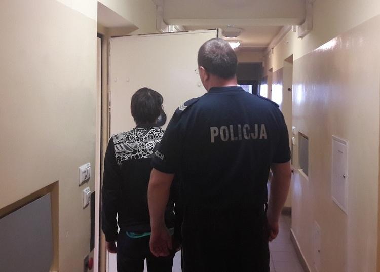 Pijany kierowca staranował radiowóz 1 43849 f914840d4e7ad78833f4a580e548c0e0