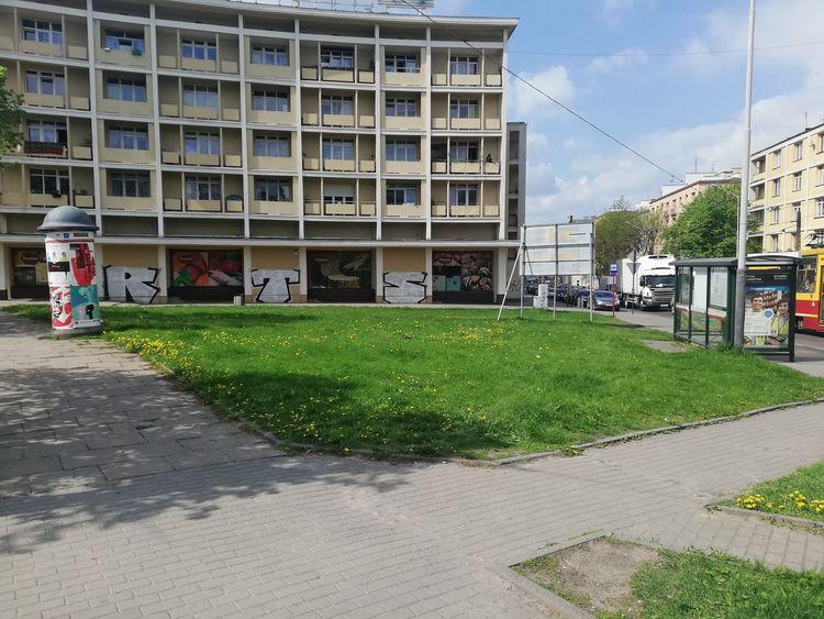 Pocisk rakietowy w mieszkaniu, granaty w piwnicy. Niebezpieczne hobby 43-letniego łodzianina 1 43887 6aa97480cbcc9353b0061c85896fac92