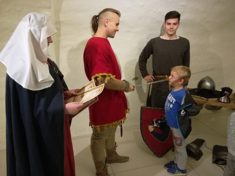 Sieradzanie zwiedzali nocą 1 44441 54844cfd07bc1ca0c7c22cefad51447a