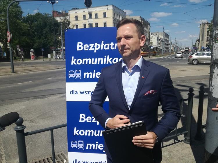 Waldemar Buda rozpoczyna zbieranie podpisów pod projektem wprowadzenia bezpłatnej komunikacji miejskiej 1 44471 5be8139a0fb52d7bac0cbffea55a923b