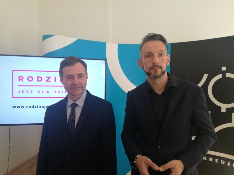 Łódzka reforma pieczy zastępczej Rodzina Jest dla Dzieci przynosi efekty 1 44545 1f1fa1fc247a9a8f4a006e4da721c5e9