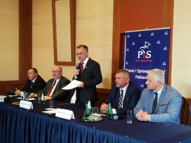 Wiceminister Kultury i Dziedzictwa Narodowego mówił o ratowaniu pabianickich zabytków 1 44628 5249e24f1cc78274de4caf898308a1c1