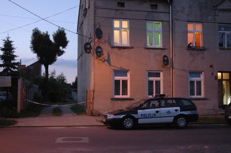 Nie żyje 33-latek. Zduńskowolska policja nie wyklucza zabójstwa. 1 44861 260d9ddb24965ecbe2ea6aeb7dc650ff