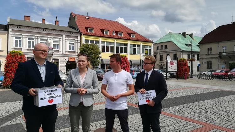 Sieradz: 1500 podpisów pod in vitro z miejskiego budżetu 1 45363 9a36a988deed5b22a28fa2065a398f30