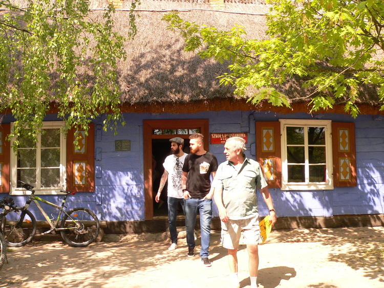 W regionie. Pióro, kałamarz i drewniana ławka...wspominamy dawne a nawet bardzo dawne czasy szkolne 1 45885 5cdd74d52a8551fa3550a1c8cd91c99a