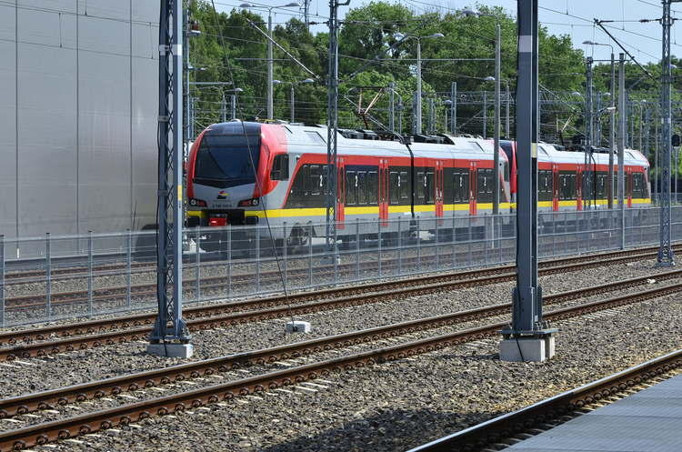Śmiertelny wypadek. W okolicach dworca kolejowego Łódź-Dąbrowa zginął mężczyzna 1 45931 41d2b633a45374117c6109af54151d0b
