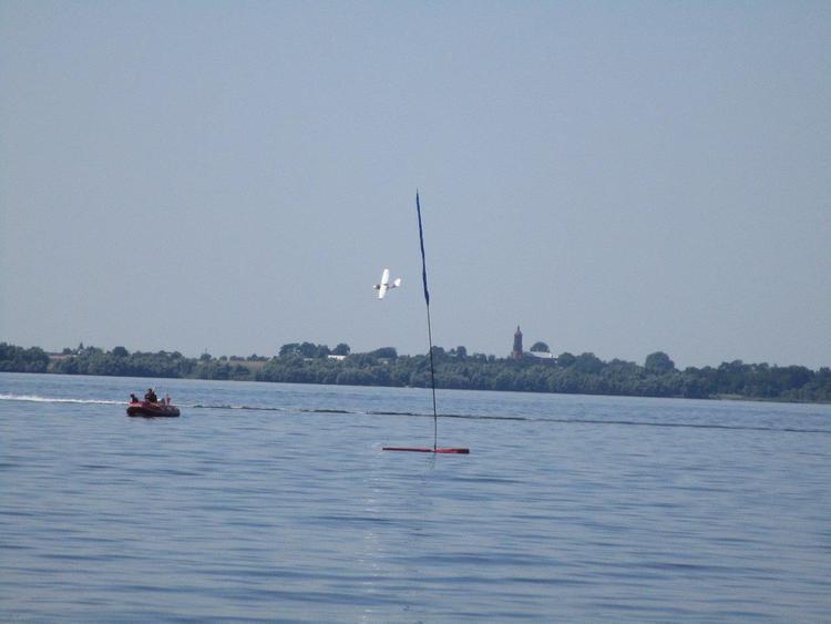 17-latek zaginął na Jeziorsku 1 46263 b59a968d071a3f3a2b0d70042d08f020