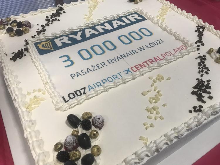 Trzy miliony pasażerów Ryanair w Łodzi 1 46280 520b0529045a52ad85a56ab34a41cf01