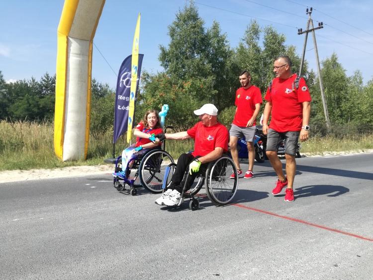 Niepełnosprawni dla Niepodległej. Akcja "Zdobywany Górę Kamieńsk" już po raz szósty 1 46529 ff5f3035d3839d1724cf800098816cde