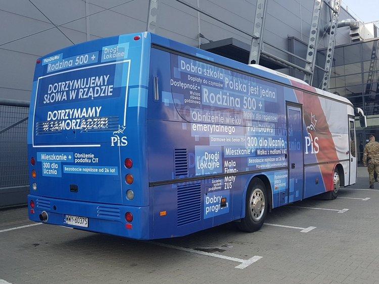 Wyborcze busy Prawa i Sprawiedliwości ruszają w Polskę 1 46831 4ae14e925eea26b93f83e5ecd56c1342
