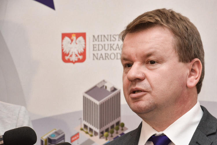 Reforma edukacji. Nowe egzaminy i podstawy programowe w szkołach 1 46935 4646faa3942c932b27ed553a759d9159