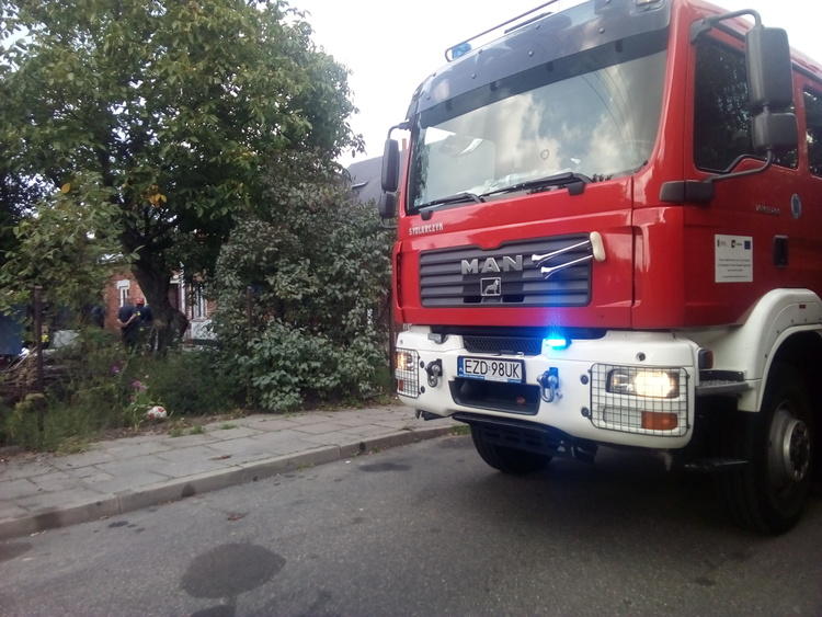 Pożar domu w Zduńskiej Woli 2 46945 b2ce9344462719005a8deb70f8cd5493