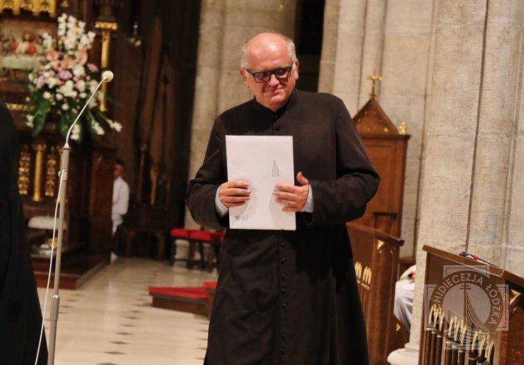 Papież Franciszek nadał łódzkiemu kapłanowi tytuł Kapelana Jego Świątobliwości 1 47287 e14022eefef99062a03e0d39f30b7723