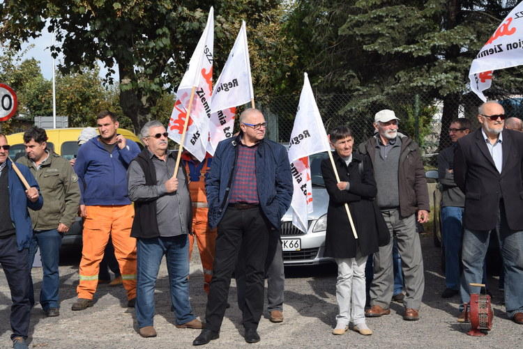 Sieradzki zakład nie ma pieniędzy na podwyżki. Pracownicy grożą strajkiem generalnym 2 47435 4e053cf2f2d5b0520b0b4174460c5c51