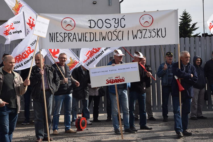 Sieradzki zakład nie ma pieniędzy na podwyżki. Pracownicy grożą strajkiem generalnym 1 47435 d8c9995bb2183a1fb477f5123daf0e23