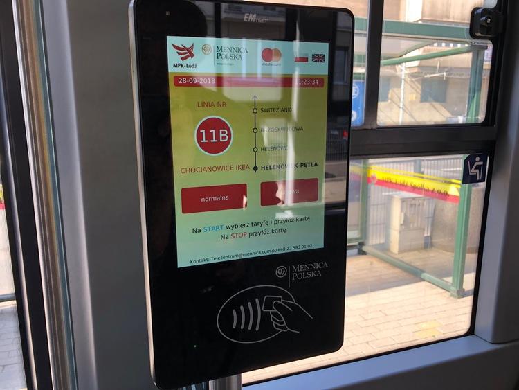 W łódzkich tramwajach płatności kartą na kolejnej linii 1 47466 8bdc969e8ca5e5ebf465c6aa6f7b5e01