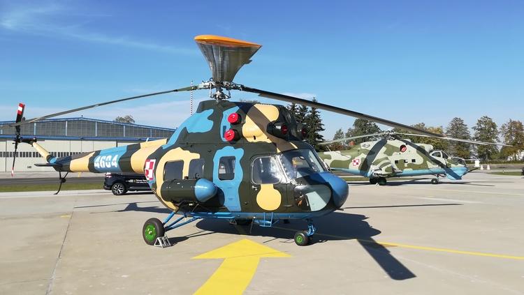Łaskie: Odrestaurowany śmigłowiec Mi-2 1 47719 b4b47a15f0077833bd42424c9569dd51