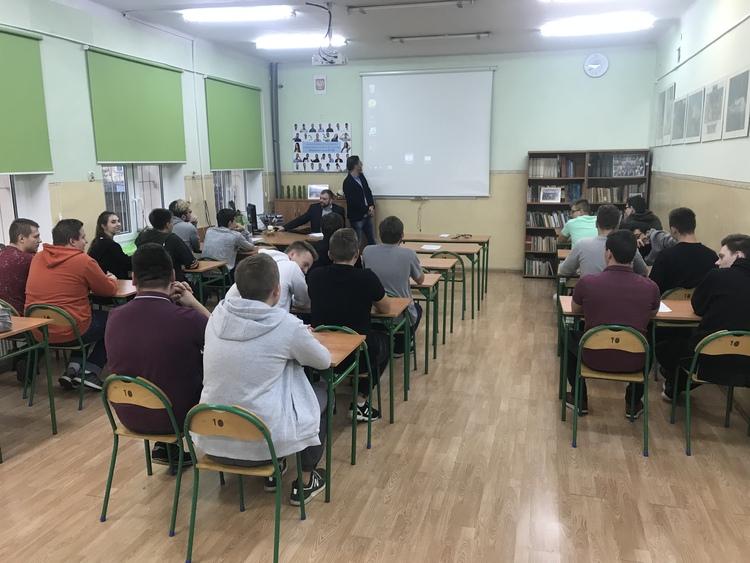 Lekcja przedsiębiorczości w ZSP nr 9 w Łodzi 1 49039 b6822e98475f656fc4a393fbbc27a05c